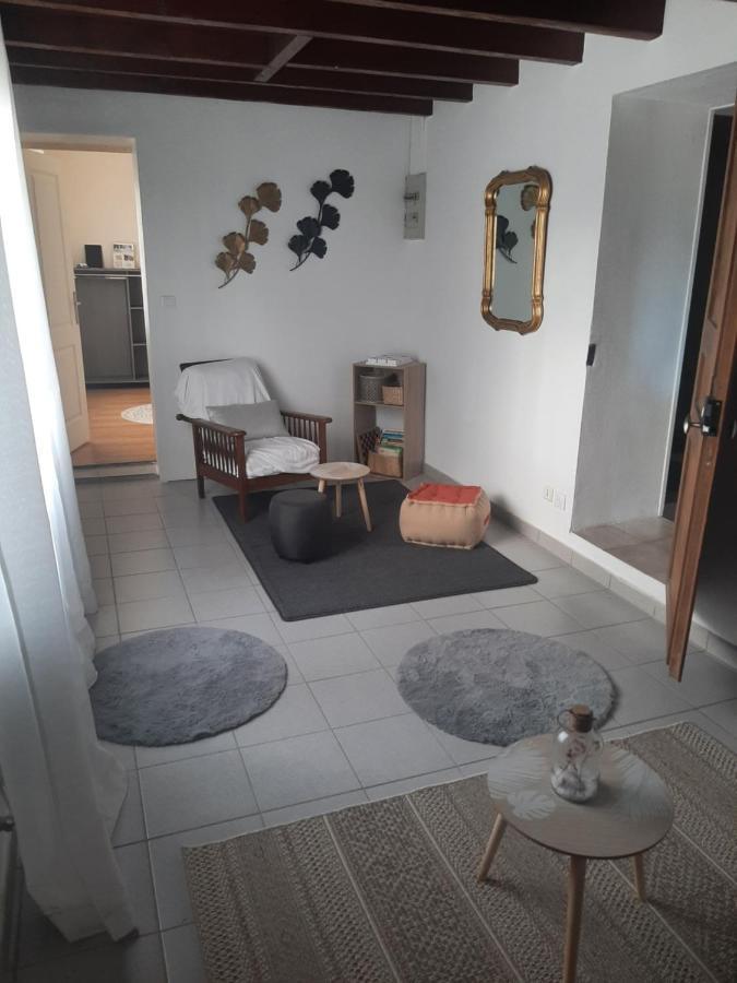 Gite A La Campagne Avec Piscine Biziat エクステリア 写真